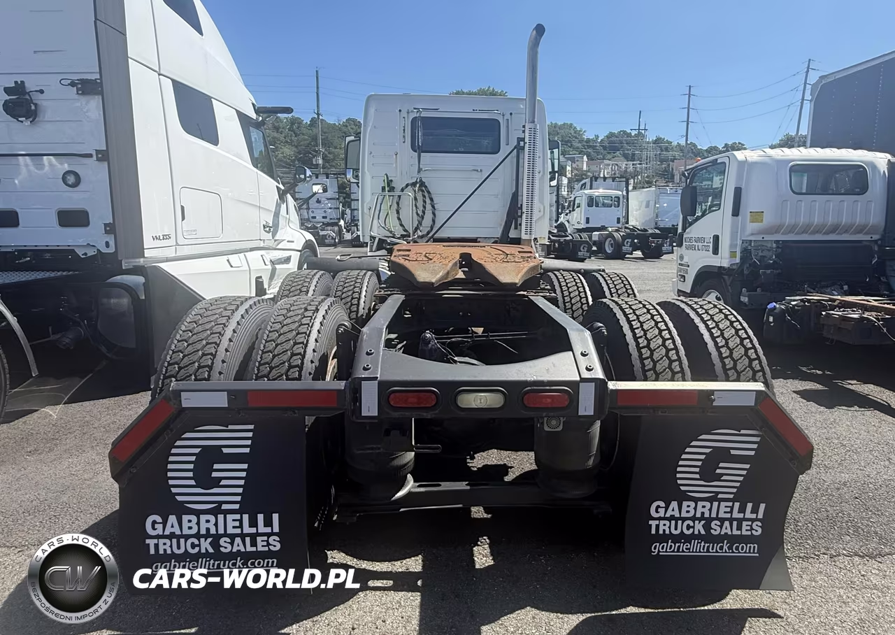 2015 Volvo Vnm64T VIN:4V4MC9DG8FN191865 - 5