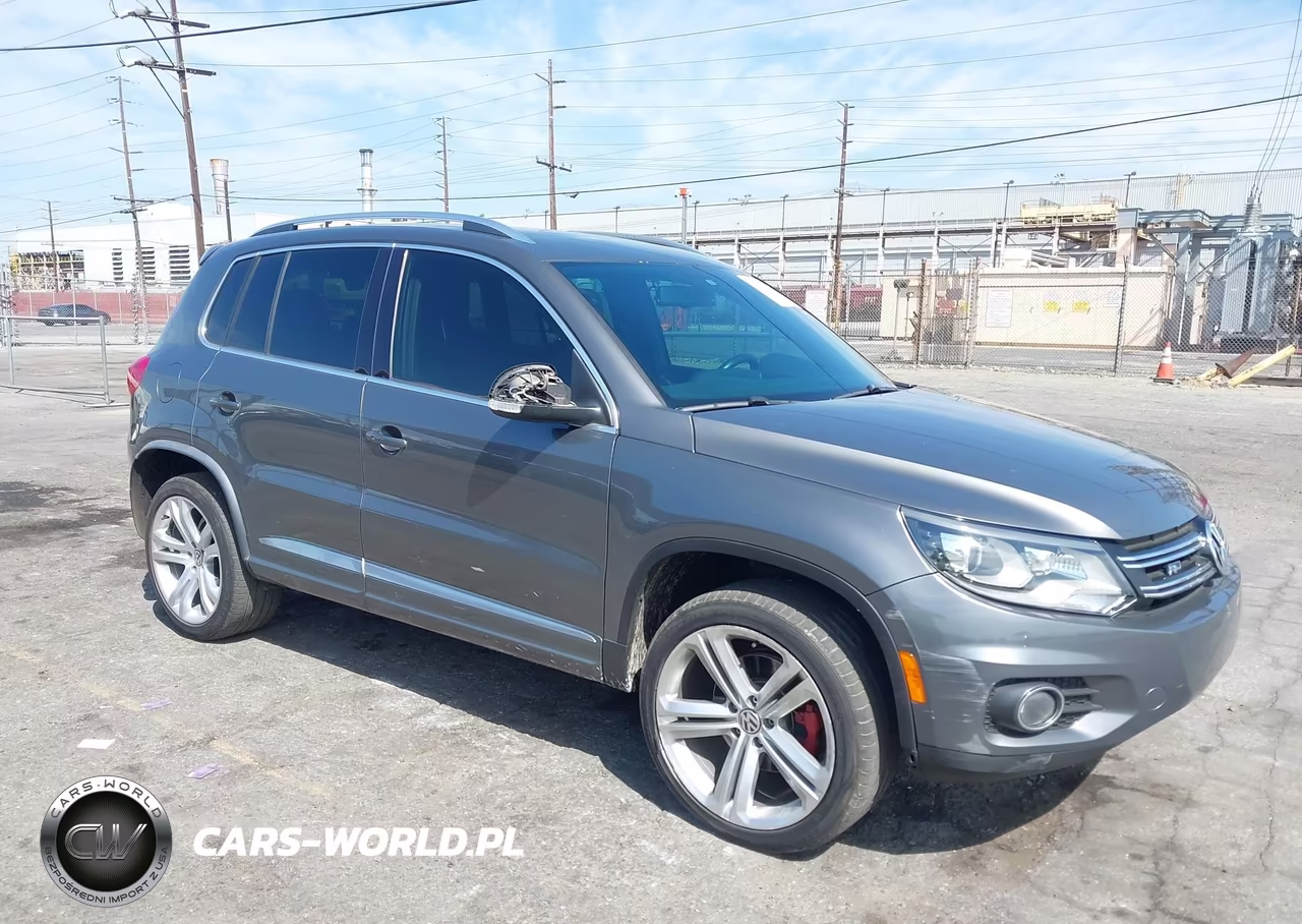 2014 Volkswagen Tiguan R-Line