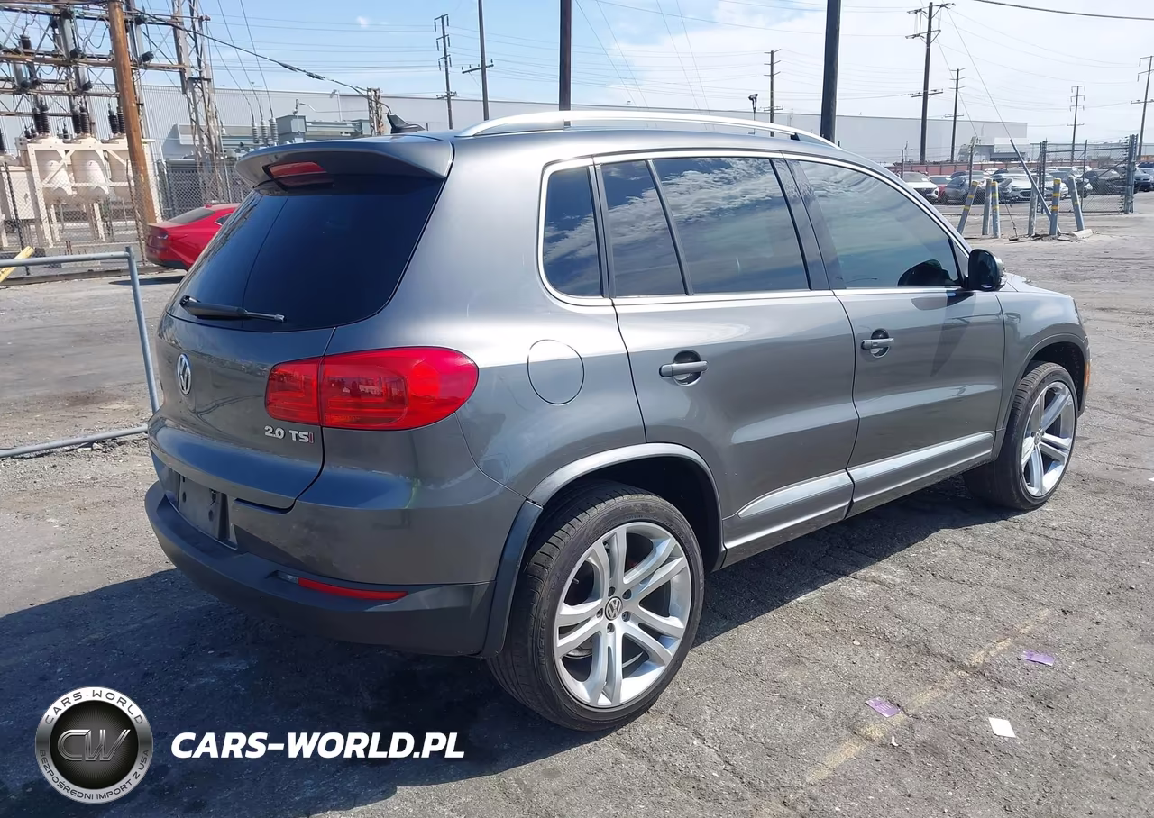 2014 Volkswagen Tiguan R-Line VIN:WVGAV3AX0EW546428 - 4