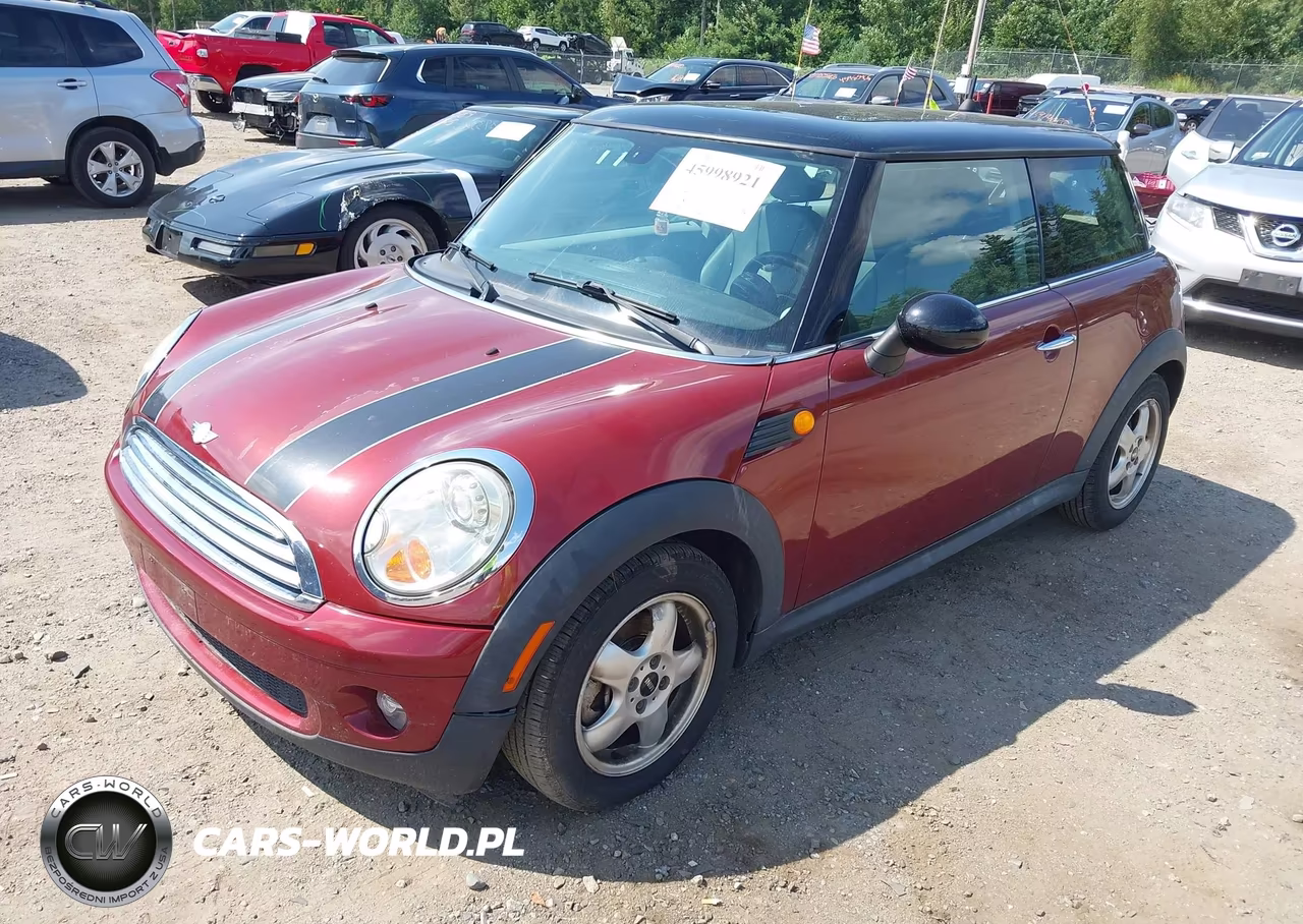 2007 Mini Cooper VIN:WMWMF33567TU60200 - 2
