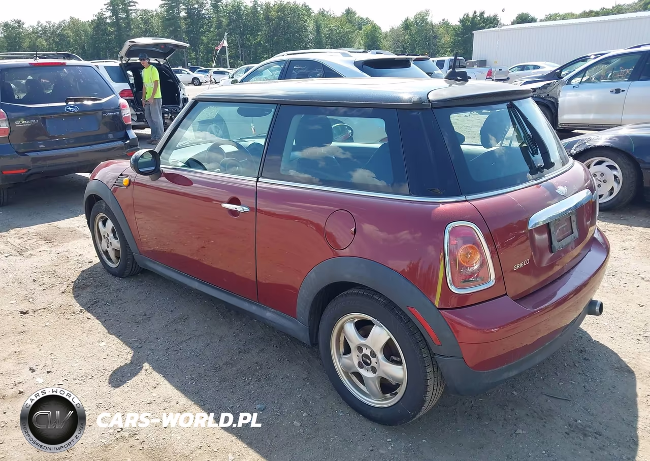 2007 Mini Cooper VIN:WMWMF33567TU60200 - 3