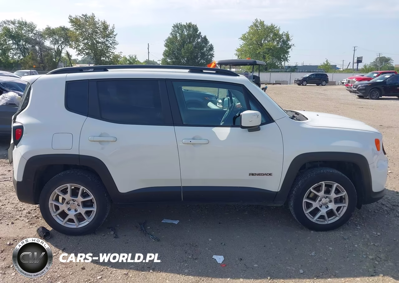 2020 Jeep Renegade Latitude 4X4 VIN:ZACNJBBB3LPL29543 - 13