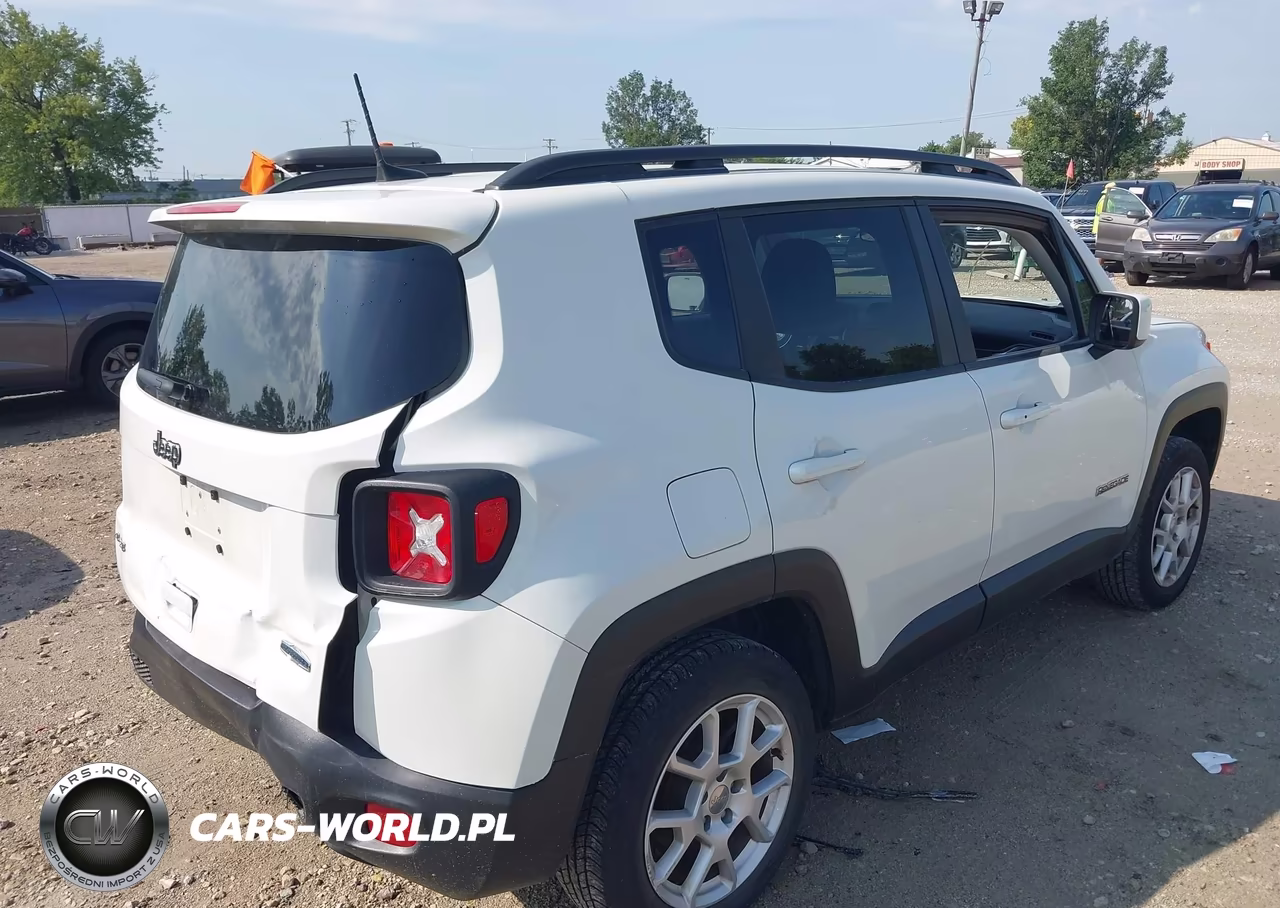 2020 Jeep Renegade Latitude 4X4 VIN:ZACNJBBB3LPL29543 - 4