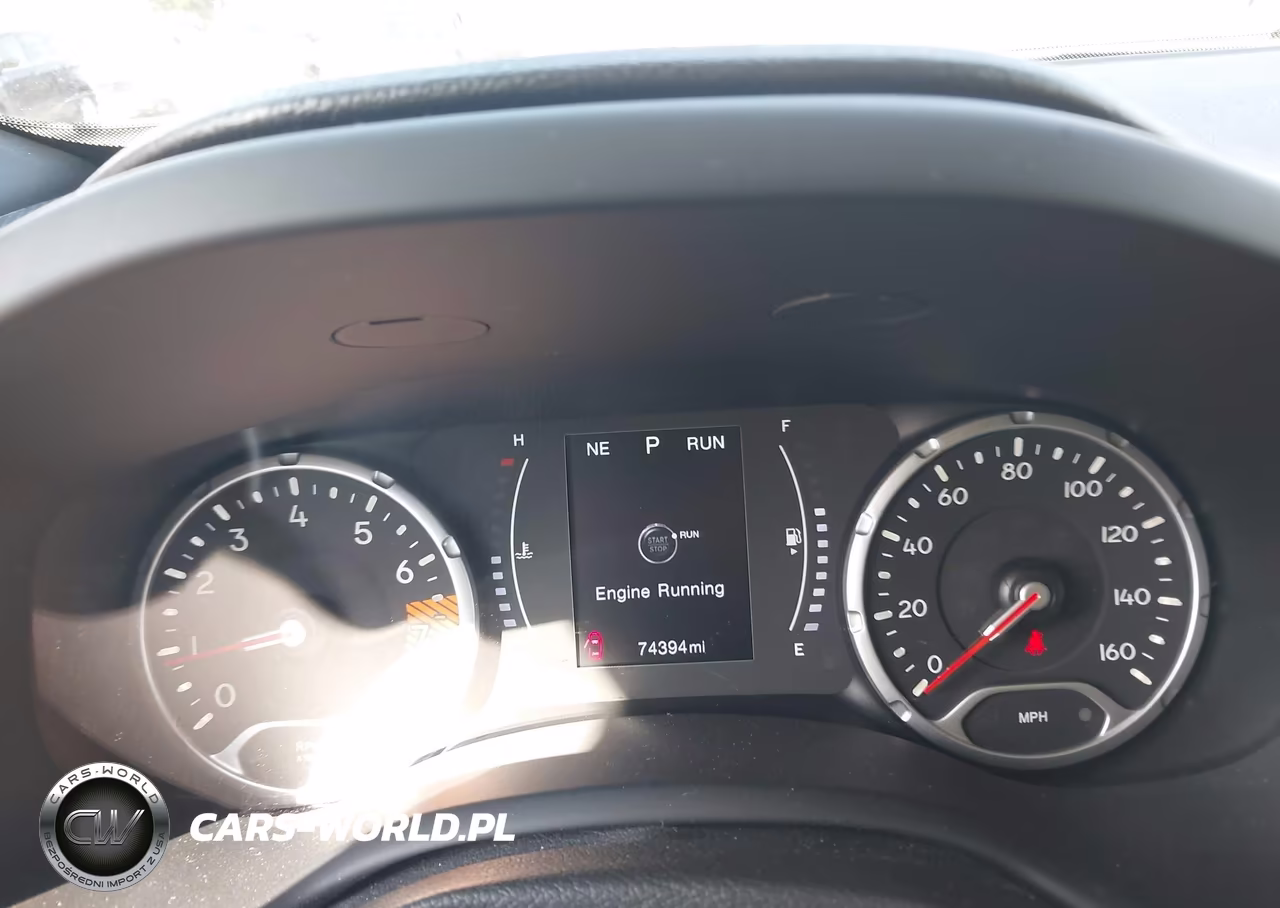 2020 Jeep Renegade Latitude 4X4 VIN:ZACNJBBB3LPL29543 - 7