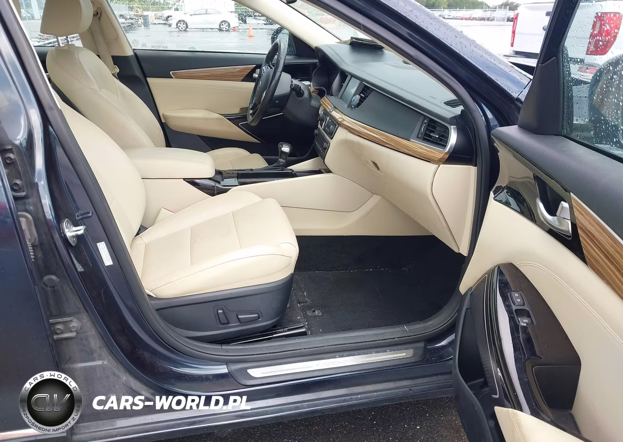 2017 Kia Cadenza Premium VIN:KNALB4J19H5085891 - 5