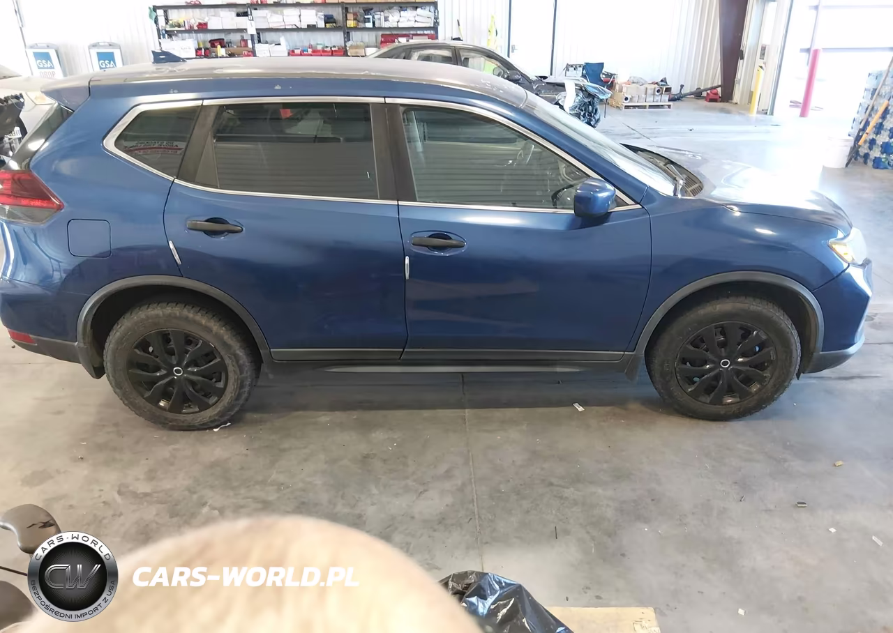 2018 Nissan Rogue S VIN:KNMAT2MV9JP513754 - 14