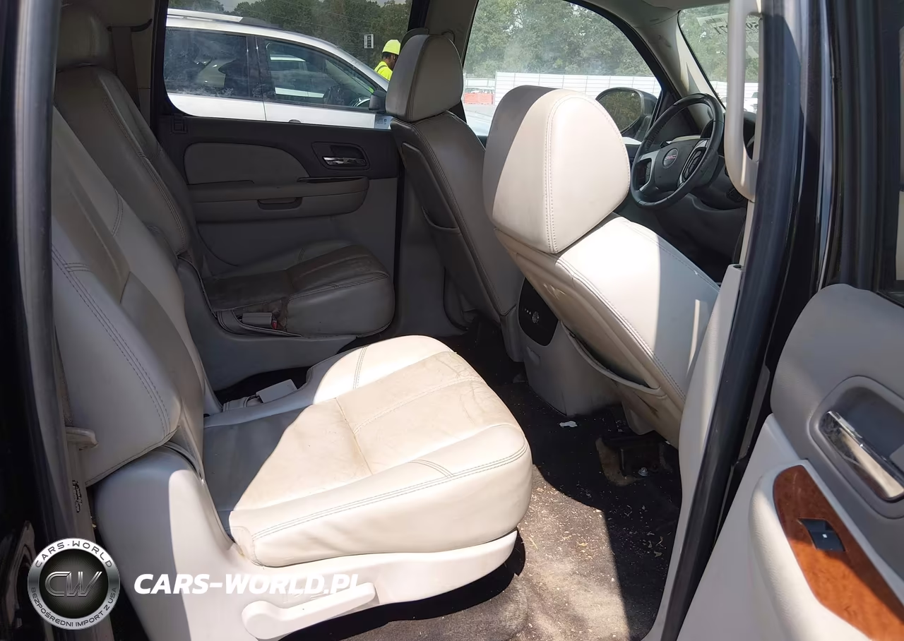 2007 GMC Yukon Xl Slt VIN:1GKFC16077J224941 - 8