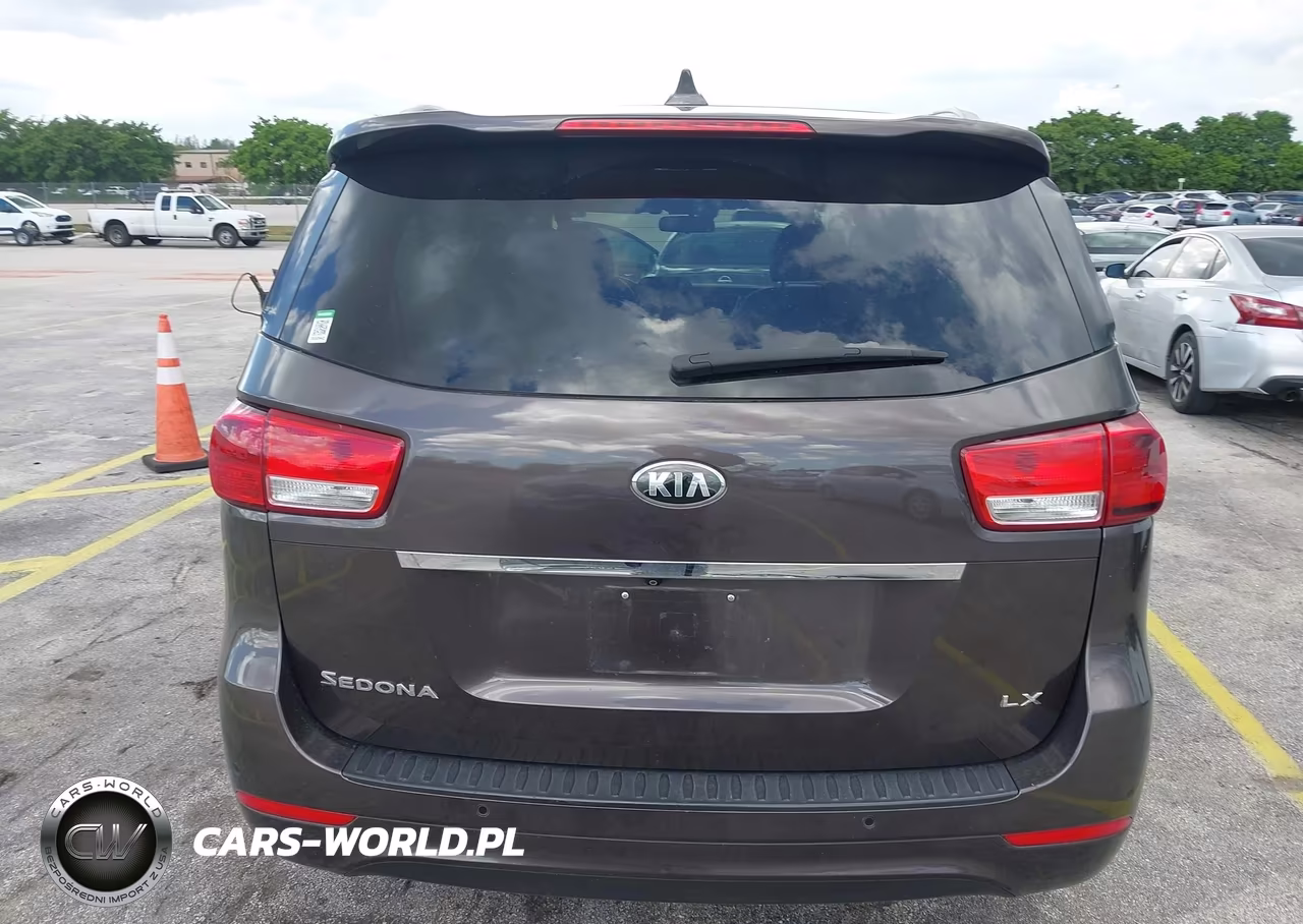 2018 Kia Sedona Lx VIN:KNDMB5C1XJ6349131 - 16