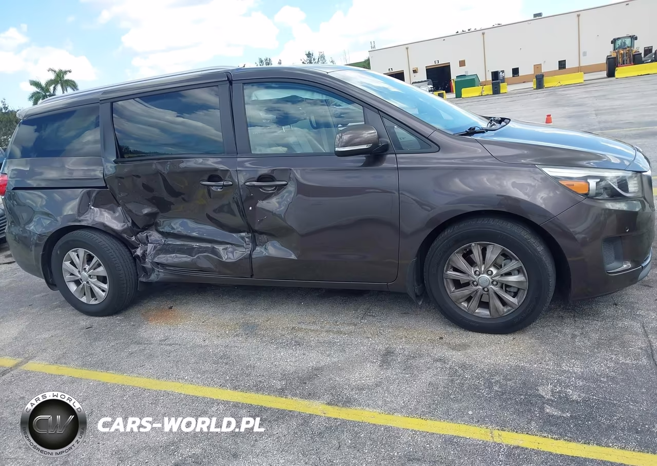 2018 Kia Sedona Lx VIN:KNDMB5C1XJ6349131 - 6