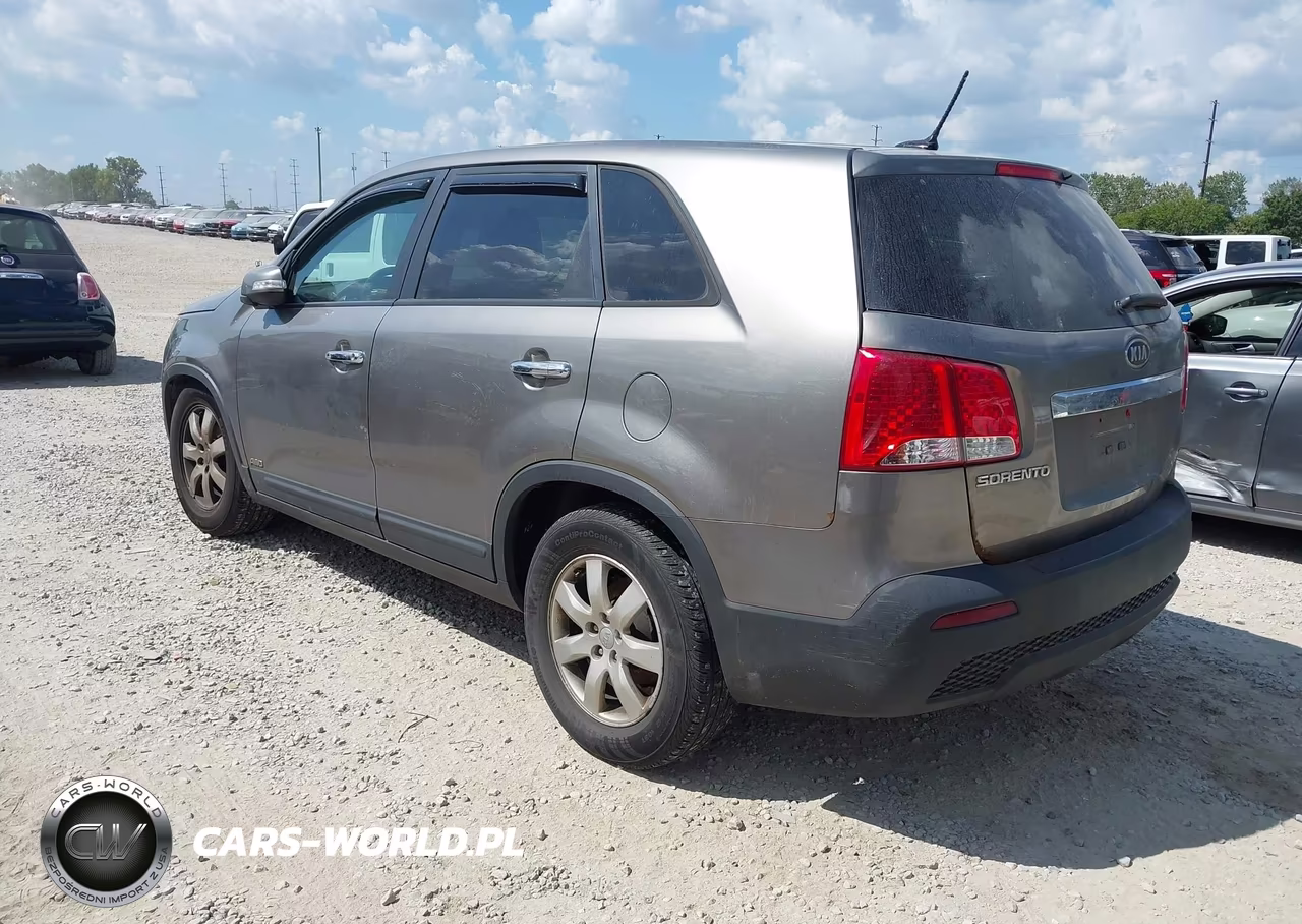 2012 Kia Sorento Lx VIN:5XYKTCA6XCG212407 - 3