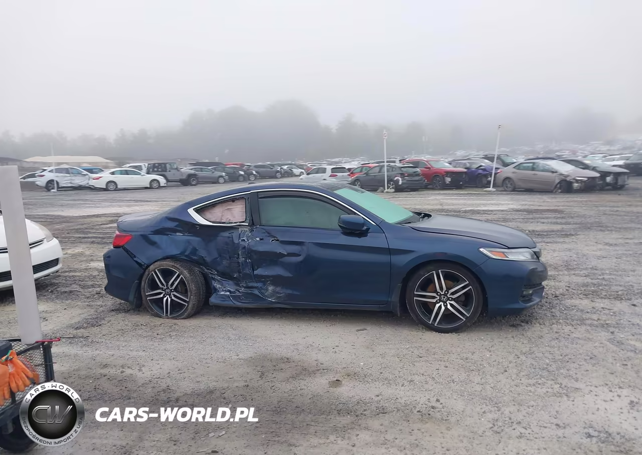 2016 Honda Accord Touring VIN:1HGCT2B07GA005389 - 13