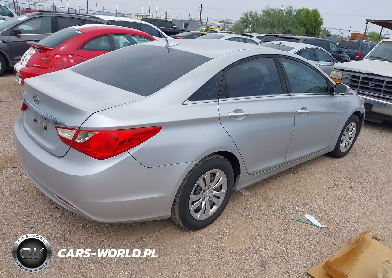 2011 Hyundai Sonata Gls VIN:5NPEB4AC3BH269938 - 4