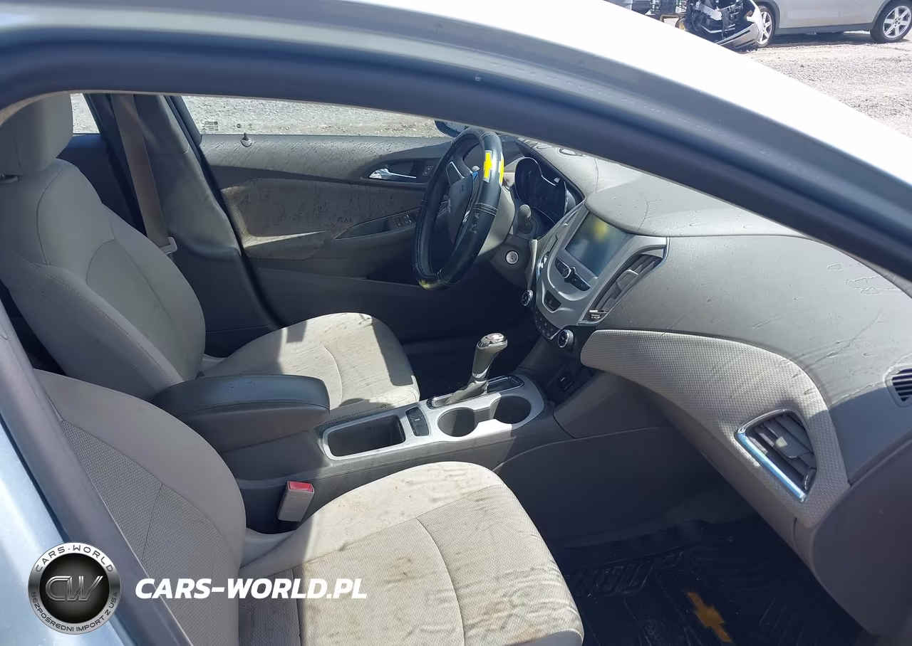 2017 Chevrolet Cruze Ls Auto VIN:3G1BC5SM3HS560797 - 5