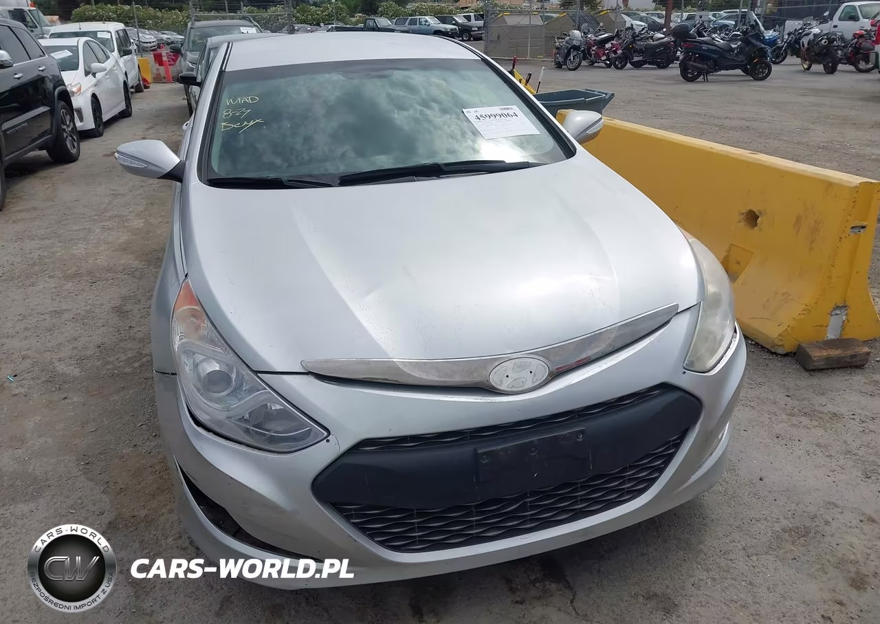 2013 Hyundai Sonata Hybrid VIN:KMHEC4A43DA090987 - 6