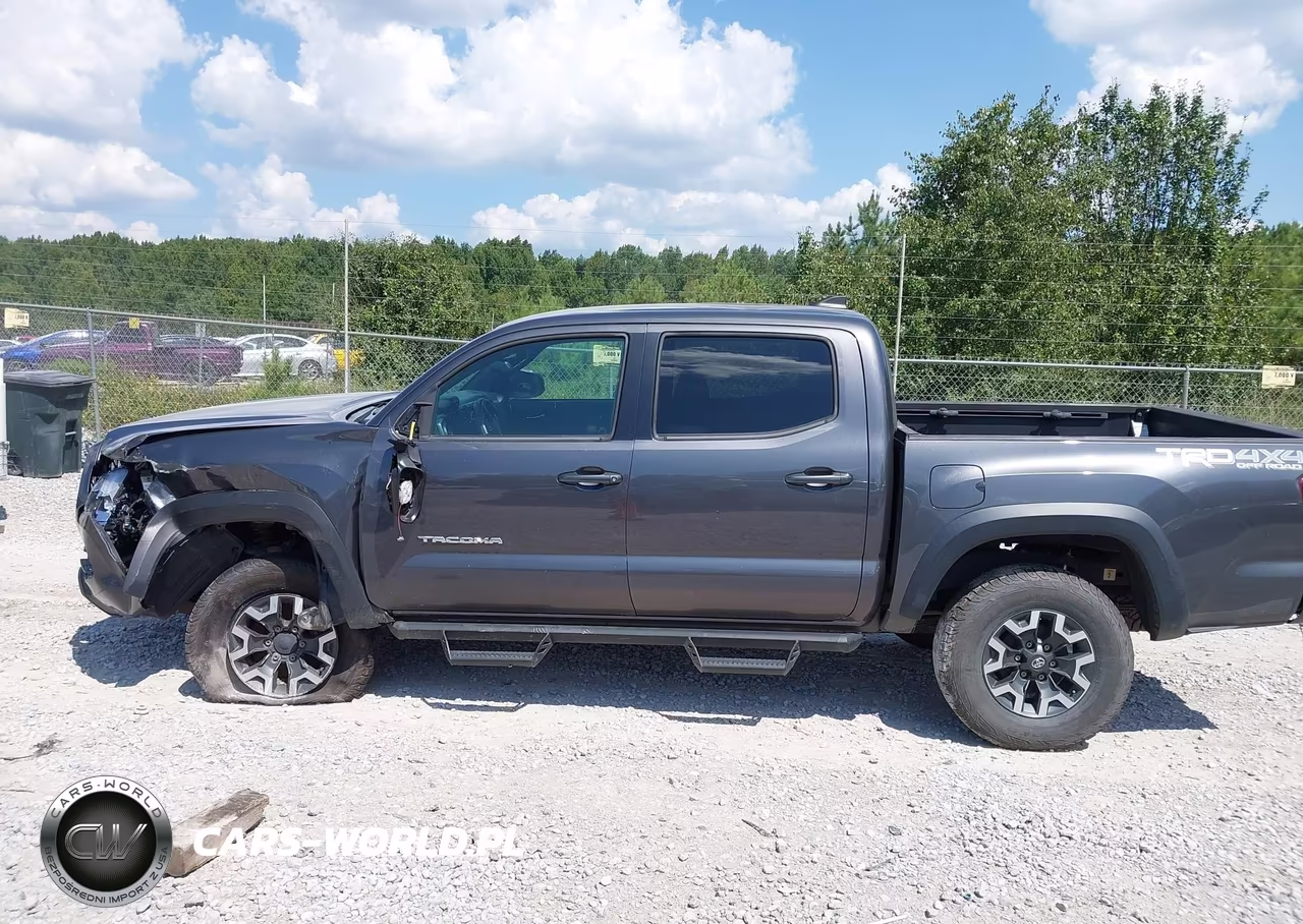 2018 Toyota Tacoma Trd Off Road VIN:5TFCZ5AN6JX139472 - 14