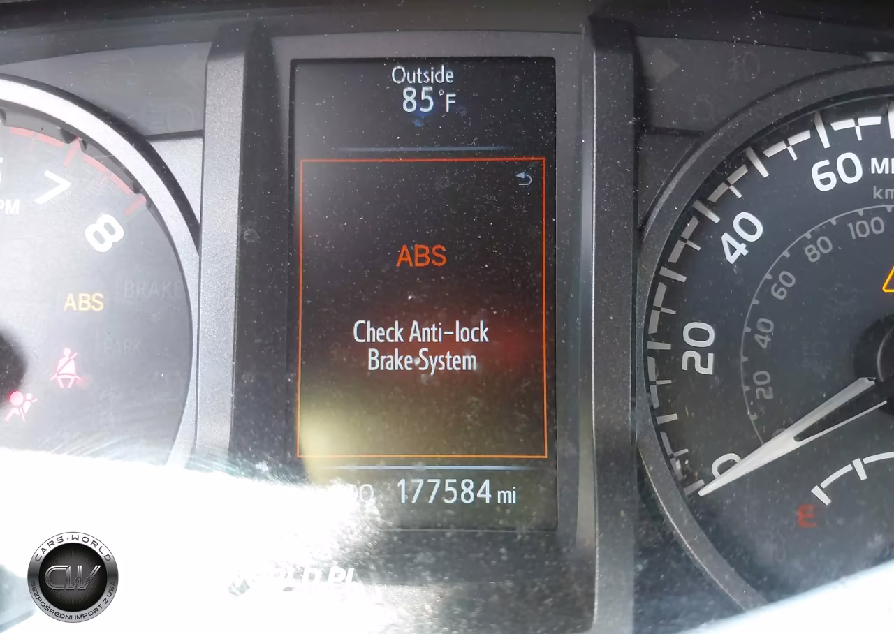 2018 Toyota Tacoma Trd Off Road VIN:5TFCZ5AN6JX139472 - 15