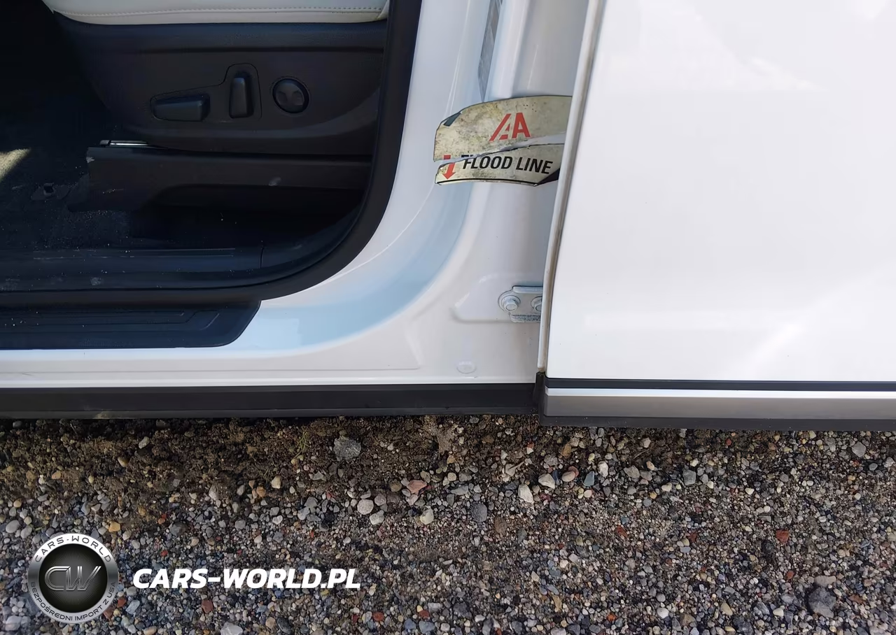 2023 Kia Telluride S VIN:5XYP6DGCXPG363317 - 6
