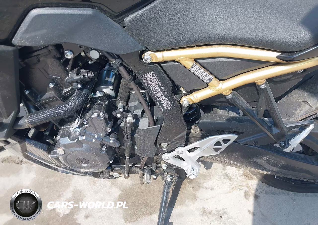 2026 Suzuki Gsx800 F VIN:JS1EM13B7T7100843 - 16