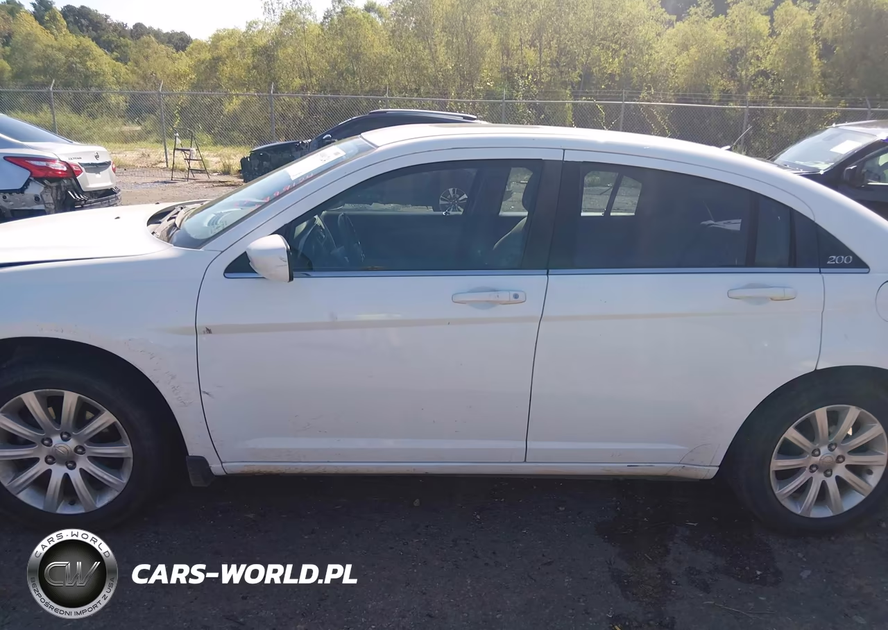 2011 Chrysler 200 Touring VIN:1C3BC1FB4BN549693 - 14