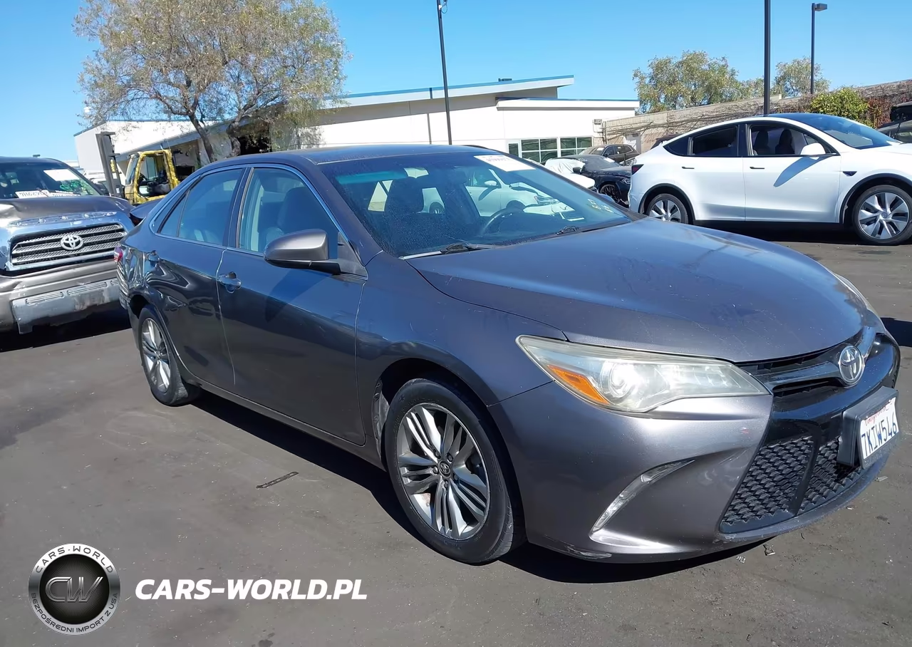 2015 Toyota Camry Se VIN:4T1BF1FK6FU023852 - 14