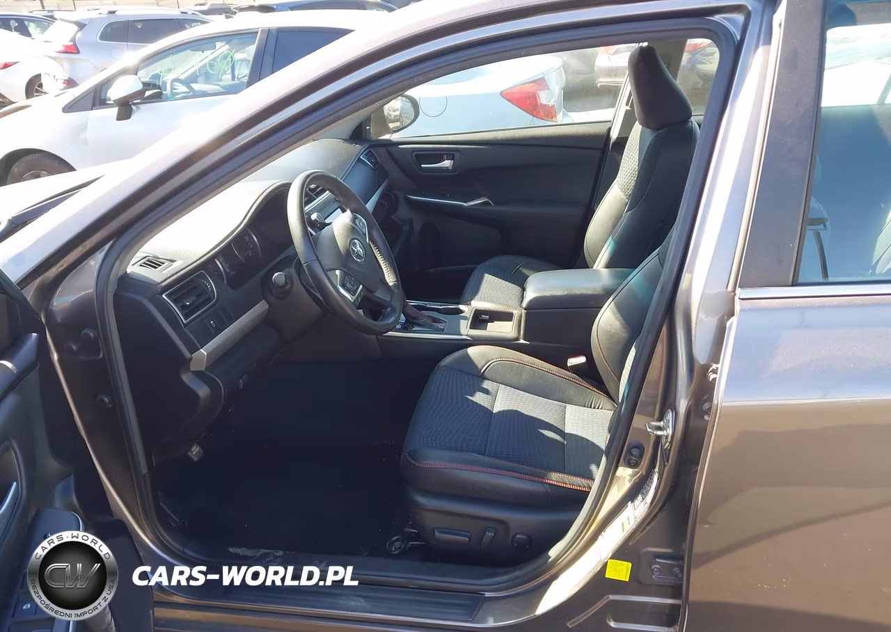 2015 Toyota Camry Se VIN:4T1BF1FK6FU023852 - 5