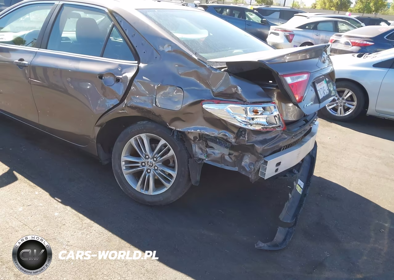 2015 Toyota Camry Se VIN:4T1BF1FK6FU023852 - 6