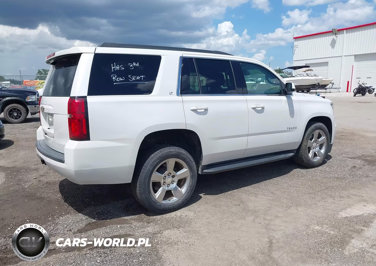 2019 Chevrolet Tahoe Lt VIN:1GNSCBKCXKR257868 - 4