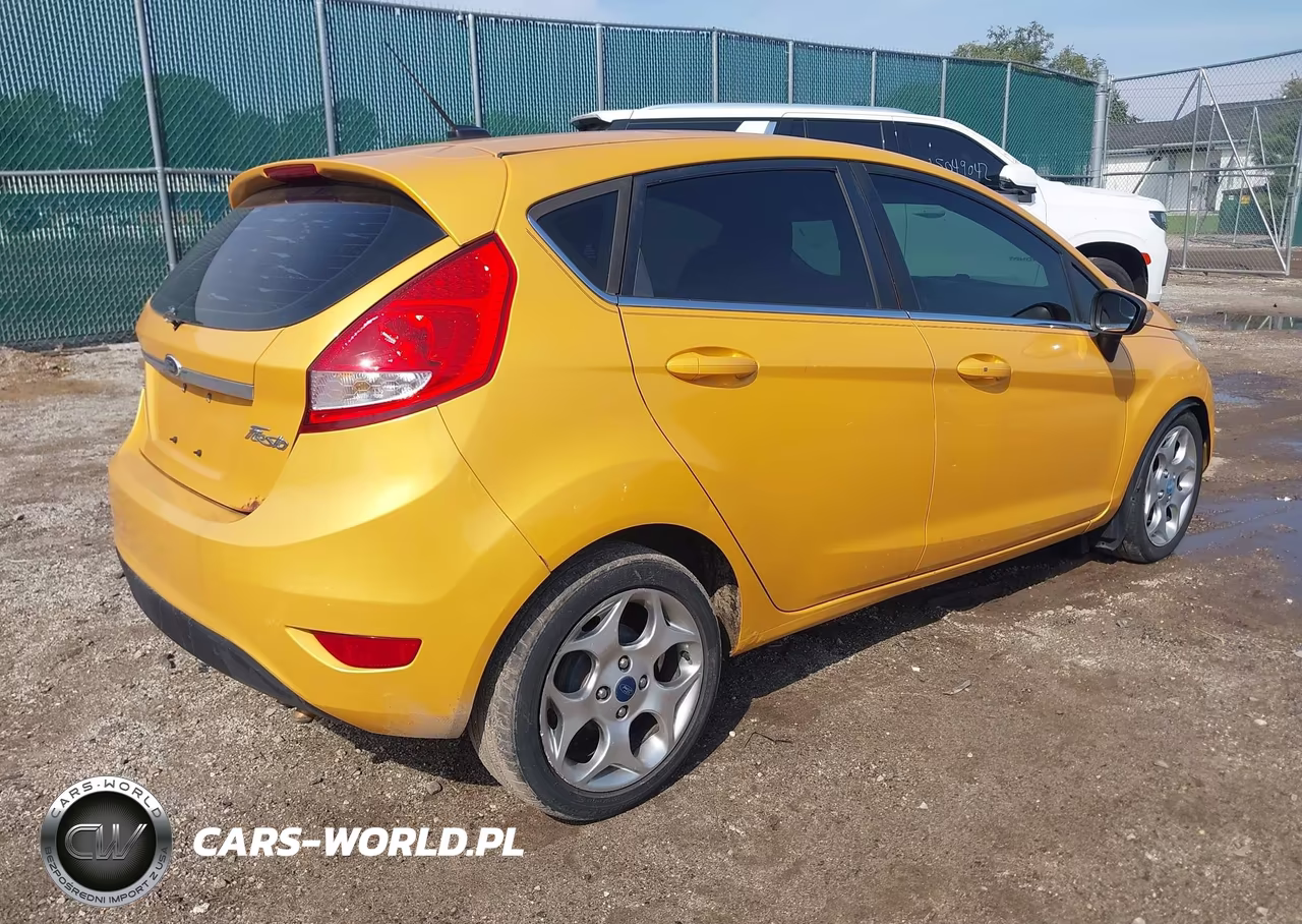 2011 Ford Fiesta Ses VIN:3FADP4FJ4BM216122 - 4