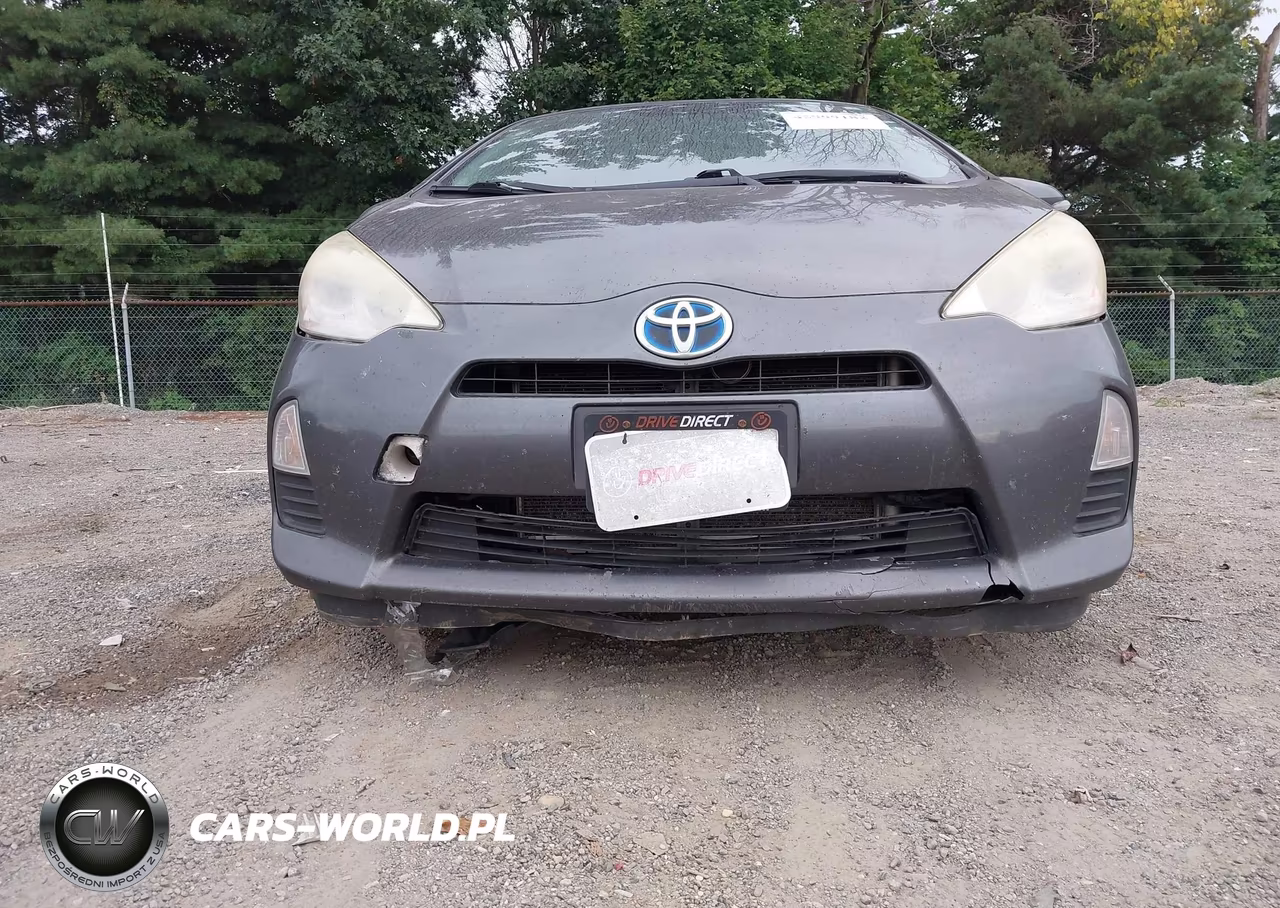 2013 Toyota Prius C One VIN:JTDKDTB33D1551836 - 6