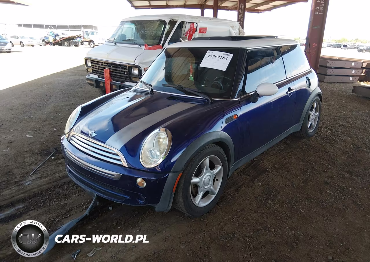 2006 Mini Cooper VIN:WMWRC33506TK64752 - 2