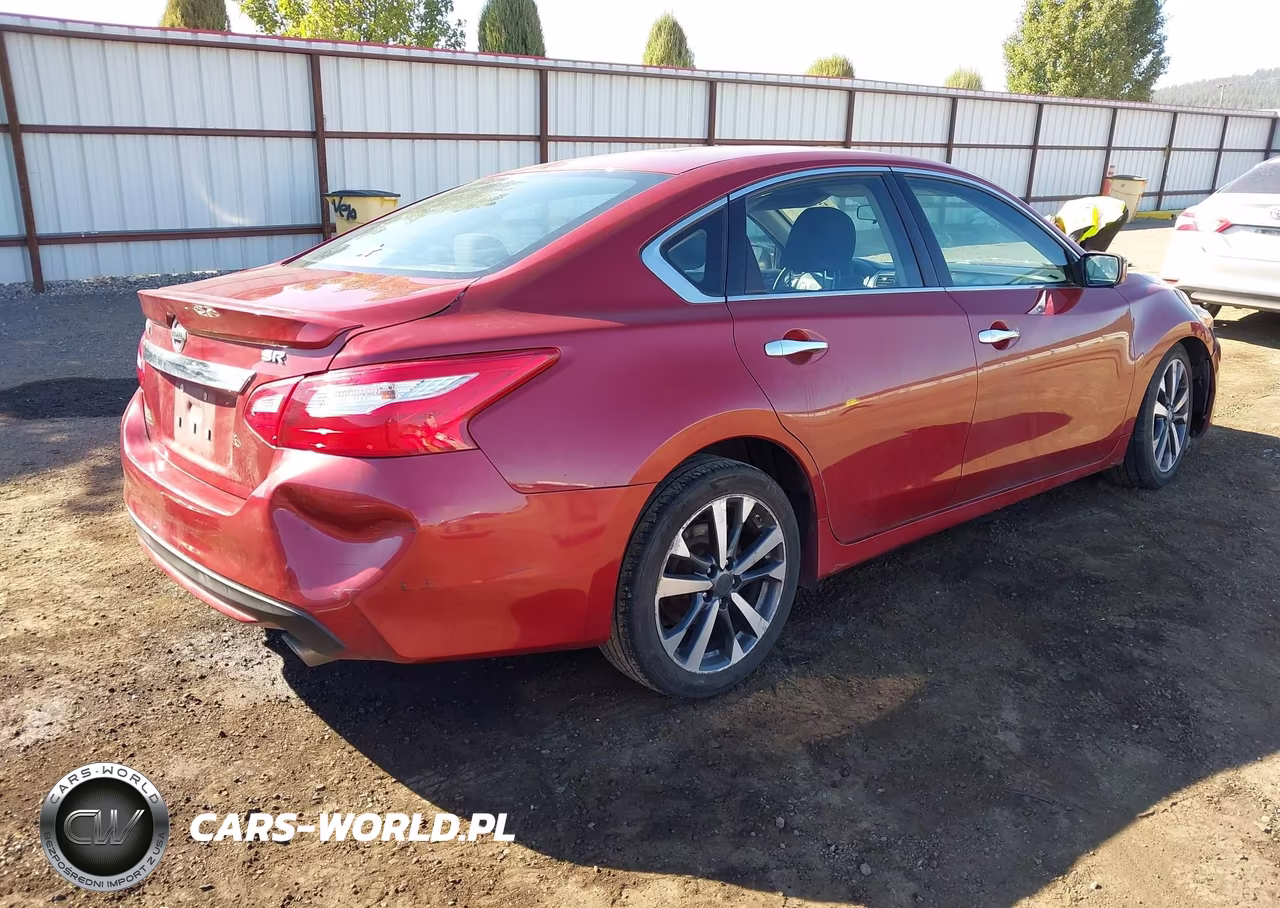 2016 Nissan Altima 2.5 Sr VIN:1N4AL3AP4GC230843 - 4