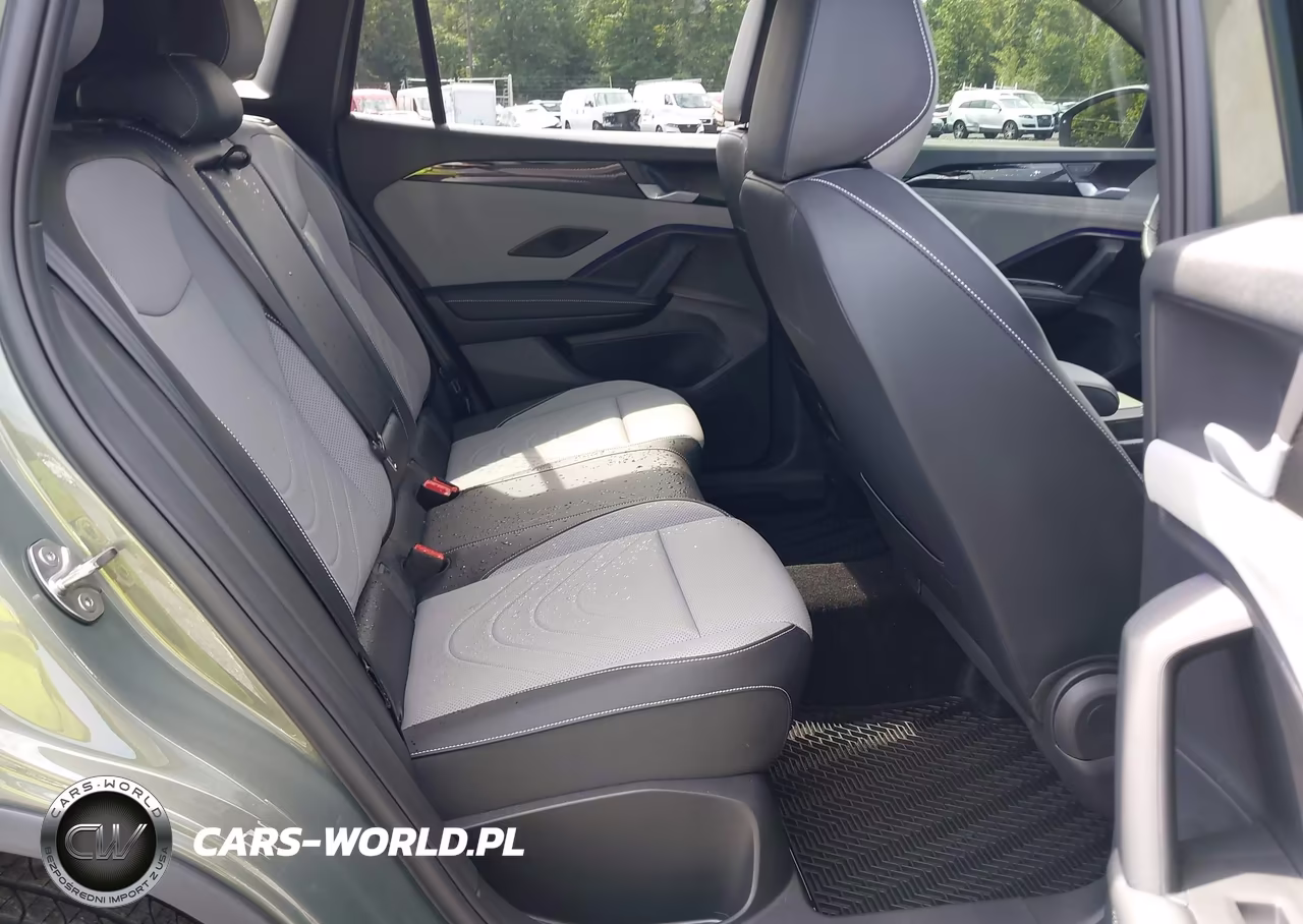 2026 Volkswagen Tiguan Se R-Line Black VIN:3VVGR7RM4TM080022 - 8