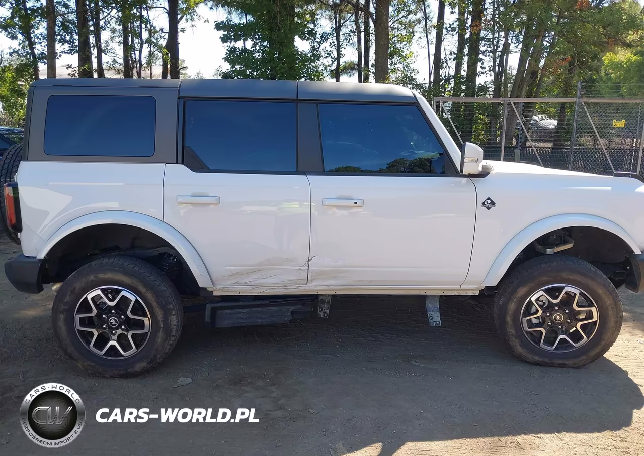 2025 Ford Bronco Outer Banks VIN:1FMEE8BP9SLB14978 - 13