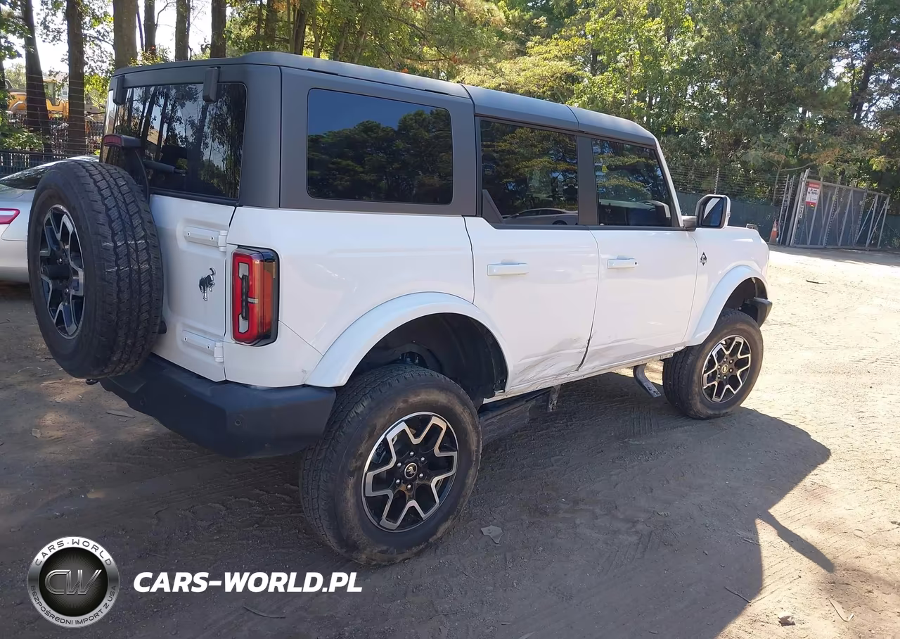 2025 Ford Bronco Outer Banks VIN:1FMEE8BP9SLB14978 - 4