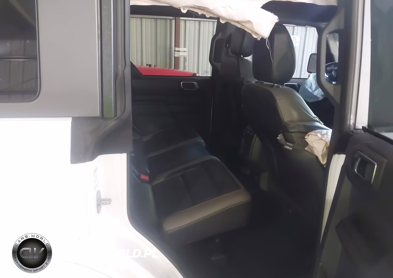 2025 Ford Bronco Outer Banks VIN:1FMEE8BP9SLB14978 - 8