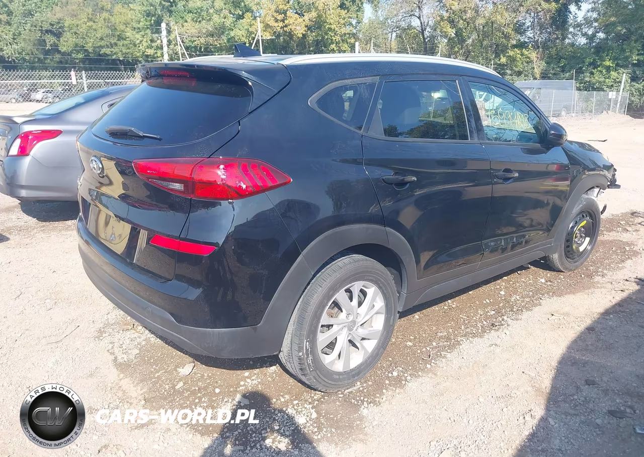 2019 Hyundai Tucson Value VIN:KM8J33A49KU024884 - 4