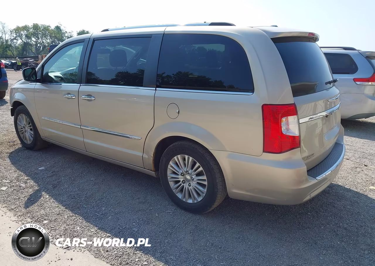 2012 Chrysler Town & Country Limited VIN:2C4RC1GG1CR338802 - 3