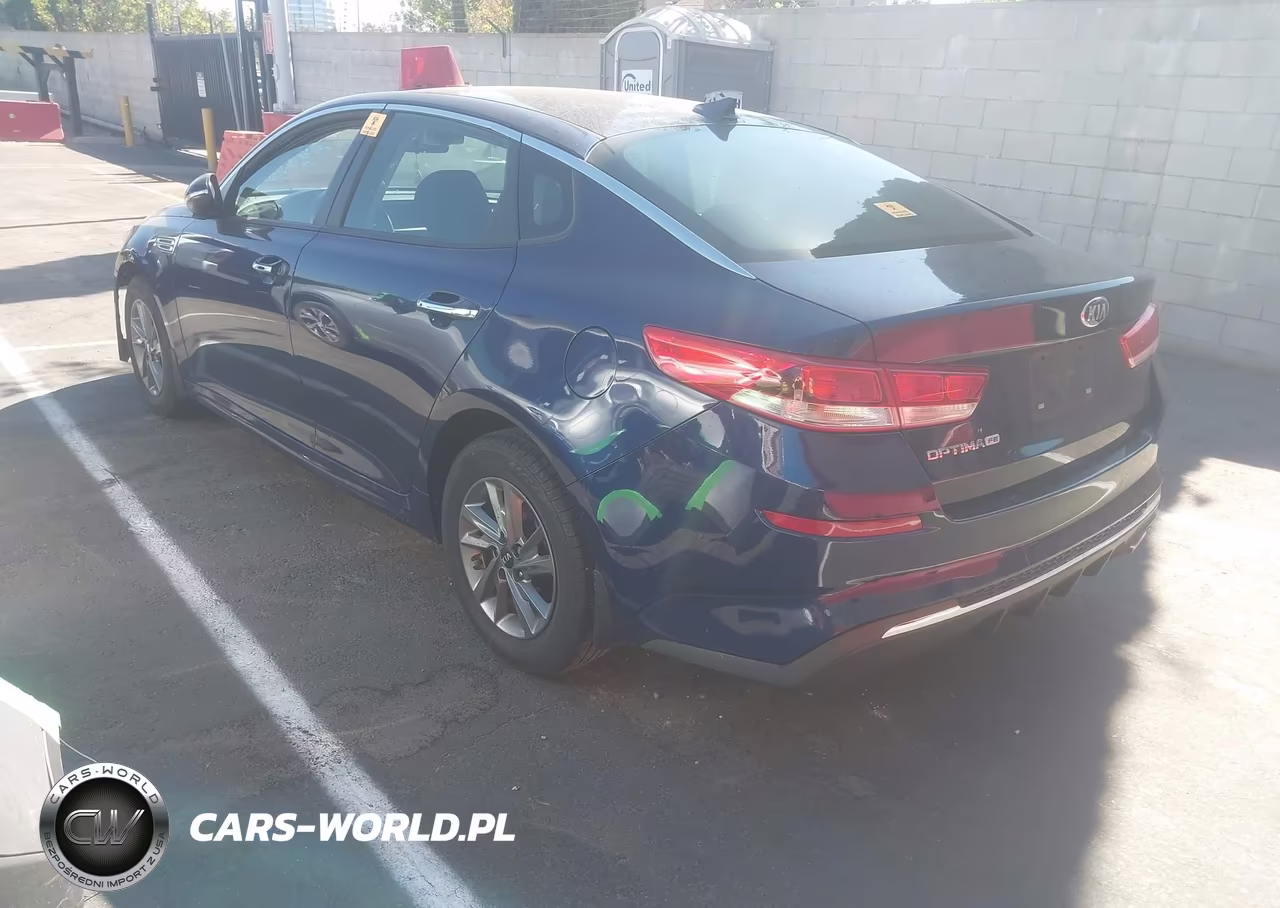 2019 Kia Optima Lx VIN:5XXGT4L31KG363458 - 3
