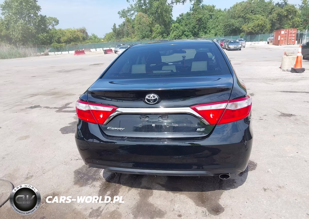 2017 Toyota Camry Se VIN:4T1BF1FK6HU746698 - 17