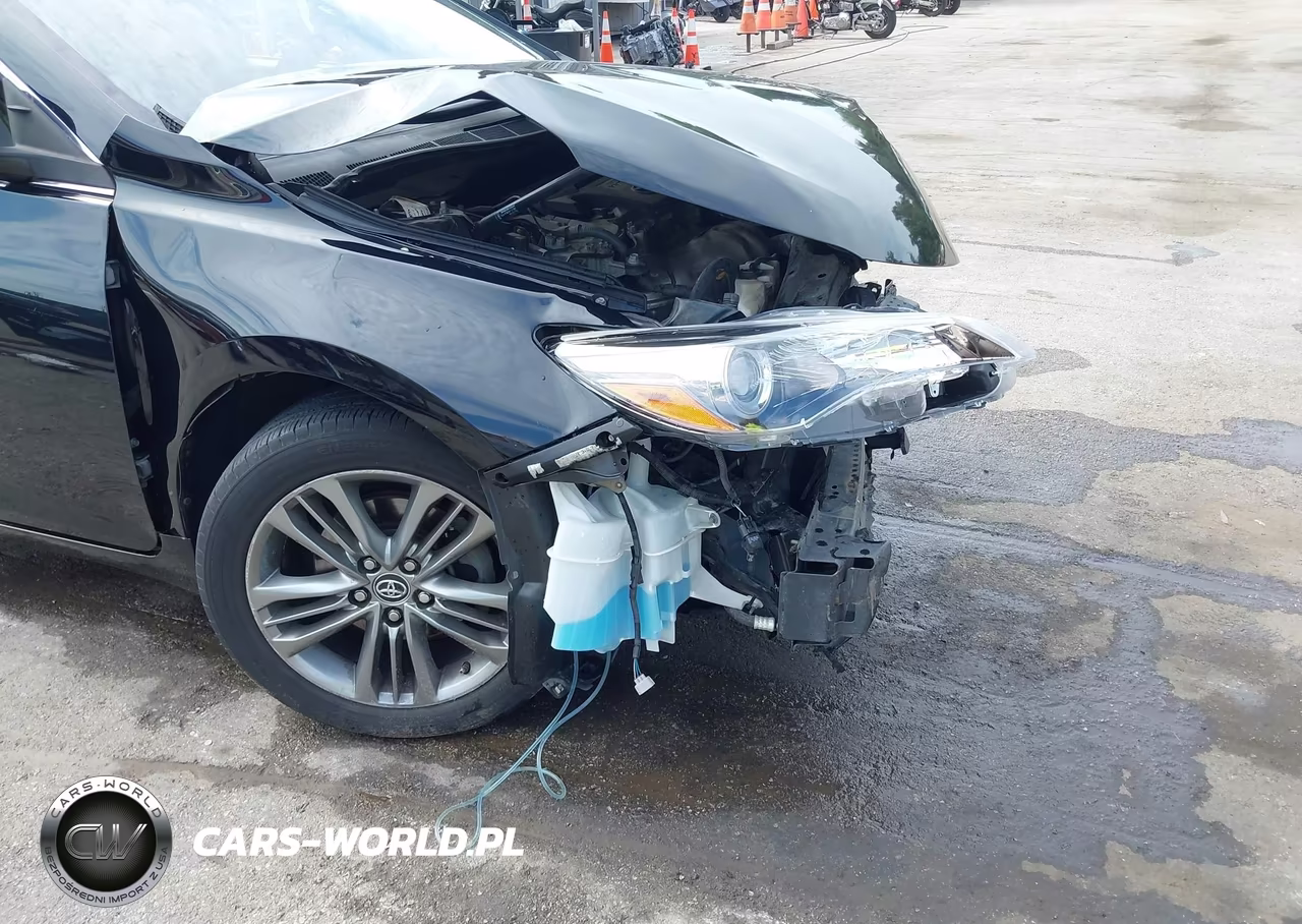 2017 Toyota Camry Se VIN:4T1BF1FK6HU746698 - 18