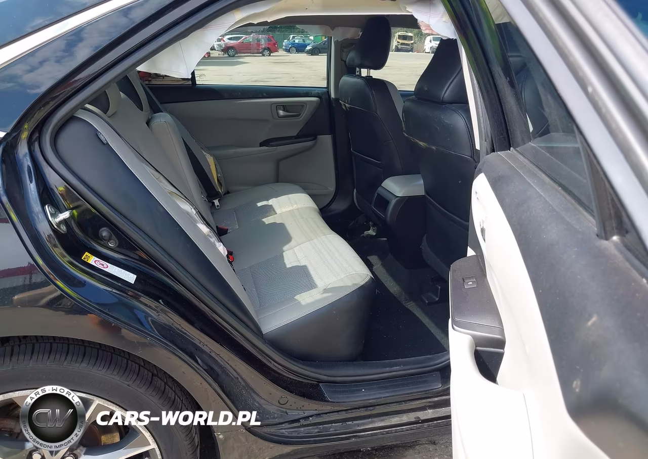 2017 Toyota Camry Se VIN:4T1BF1FK6HU746698 - 8