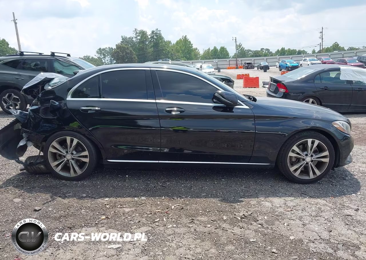 2016 Mercedes-Benz C 300 VIN:55SWF4JB4GU143043 - 13