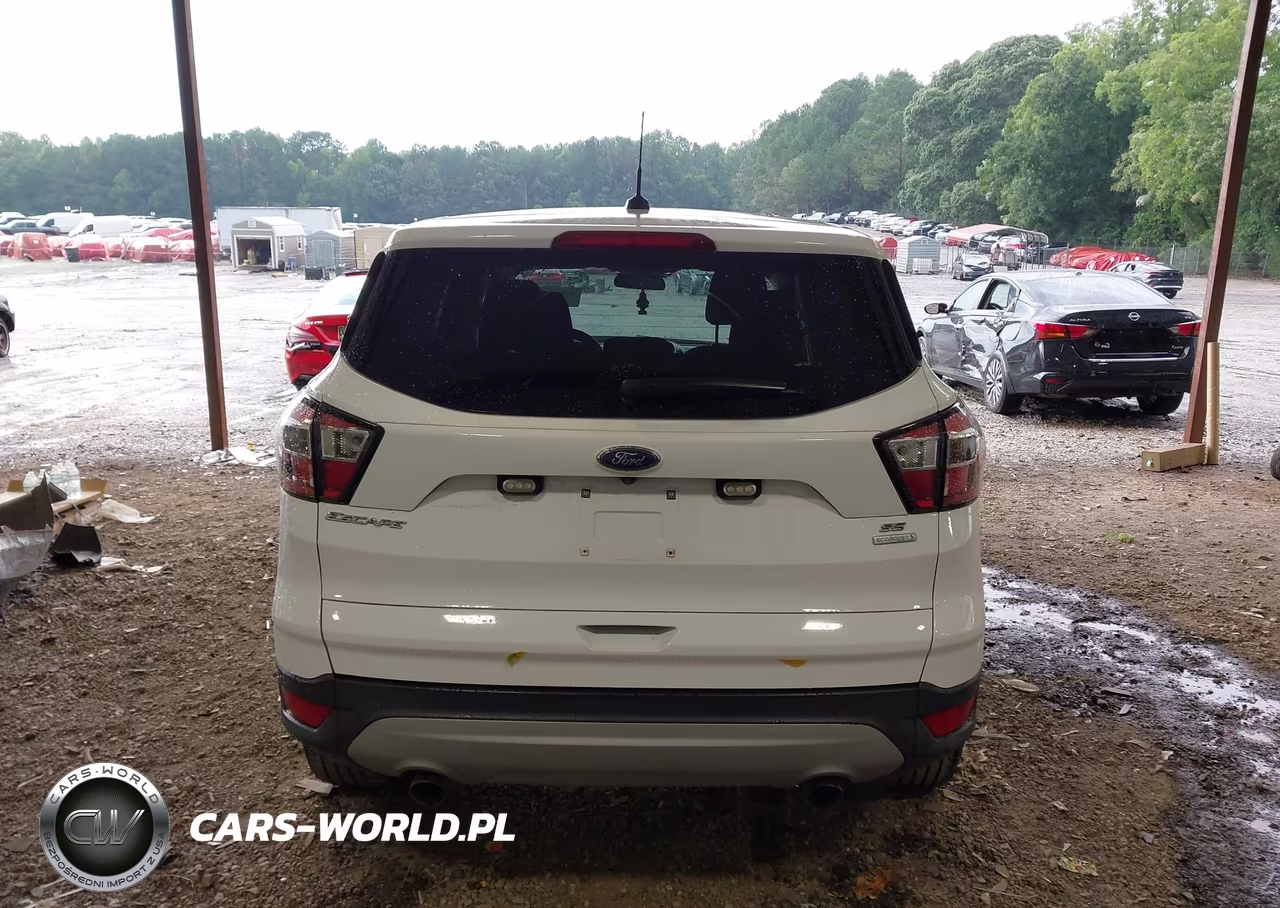 2017 Ford Escape Se VIN:1FMCU0G92HUB96674 - 16