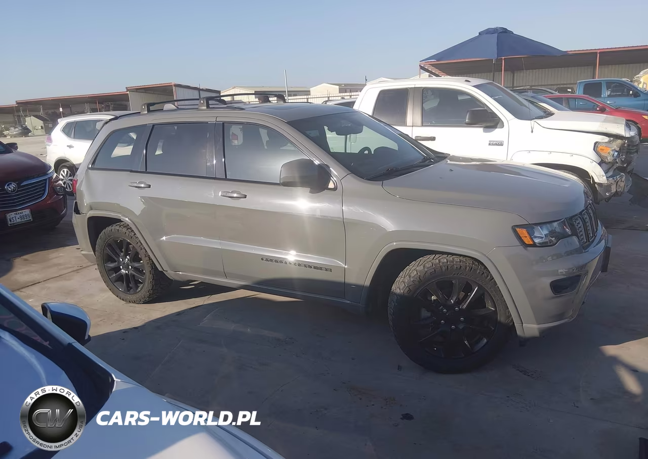 2020 Jeep Grand Cherokee Altitude 4X2 VIN:1C4RJEAG2LC364551 - 13