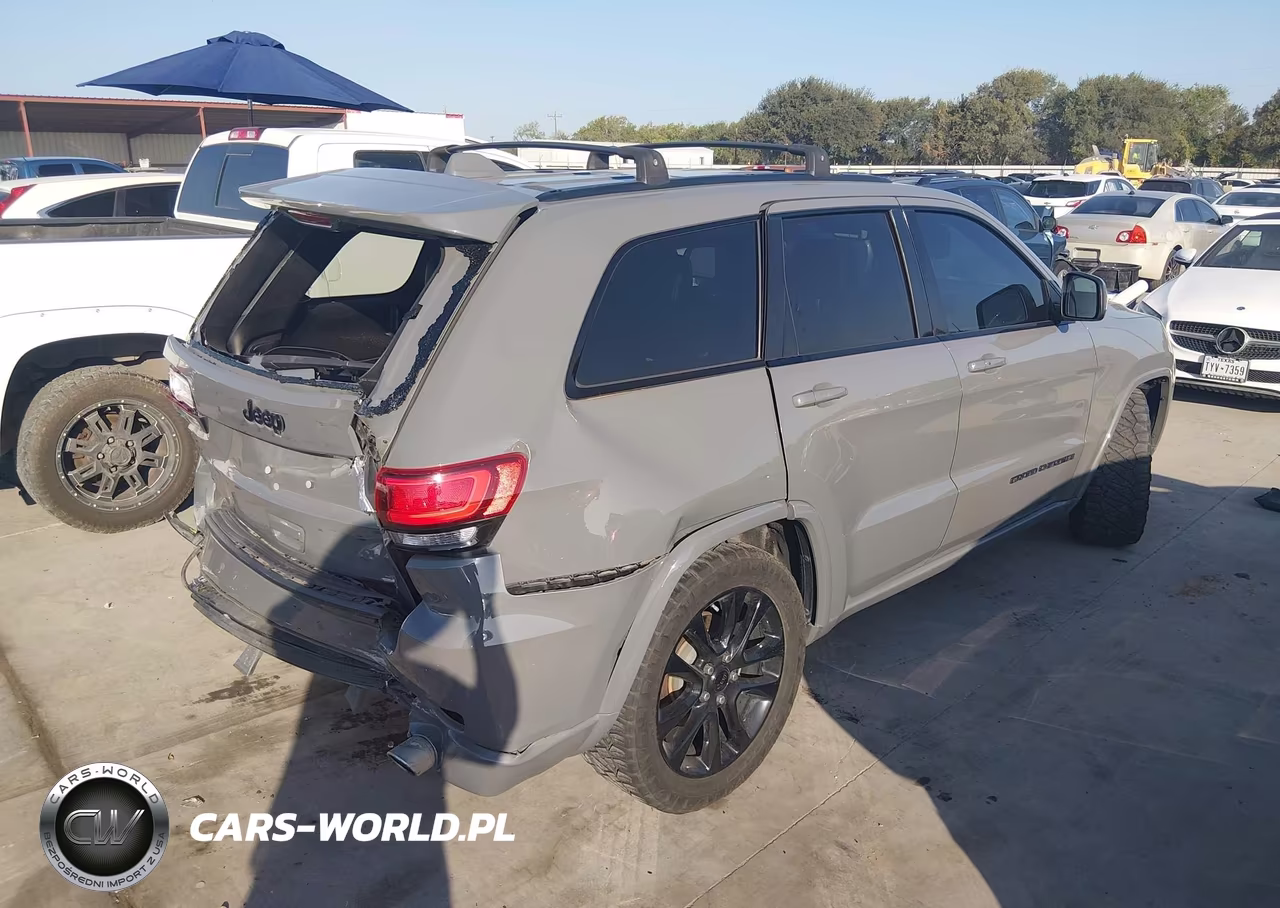 2020 Jeep Grand Cherokee Altitude 4X2 VIN:1C4RJEAG2LC364551 - 4