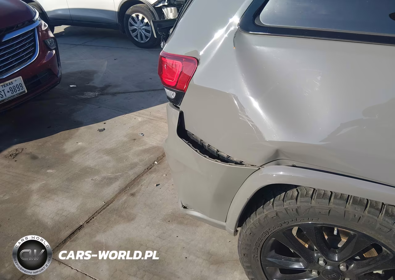 2020 Jeep Grand Cherokee Altitude 4X2 VIN:1C4RJEAG2LC364551 - 6