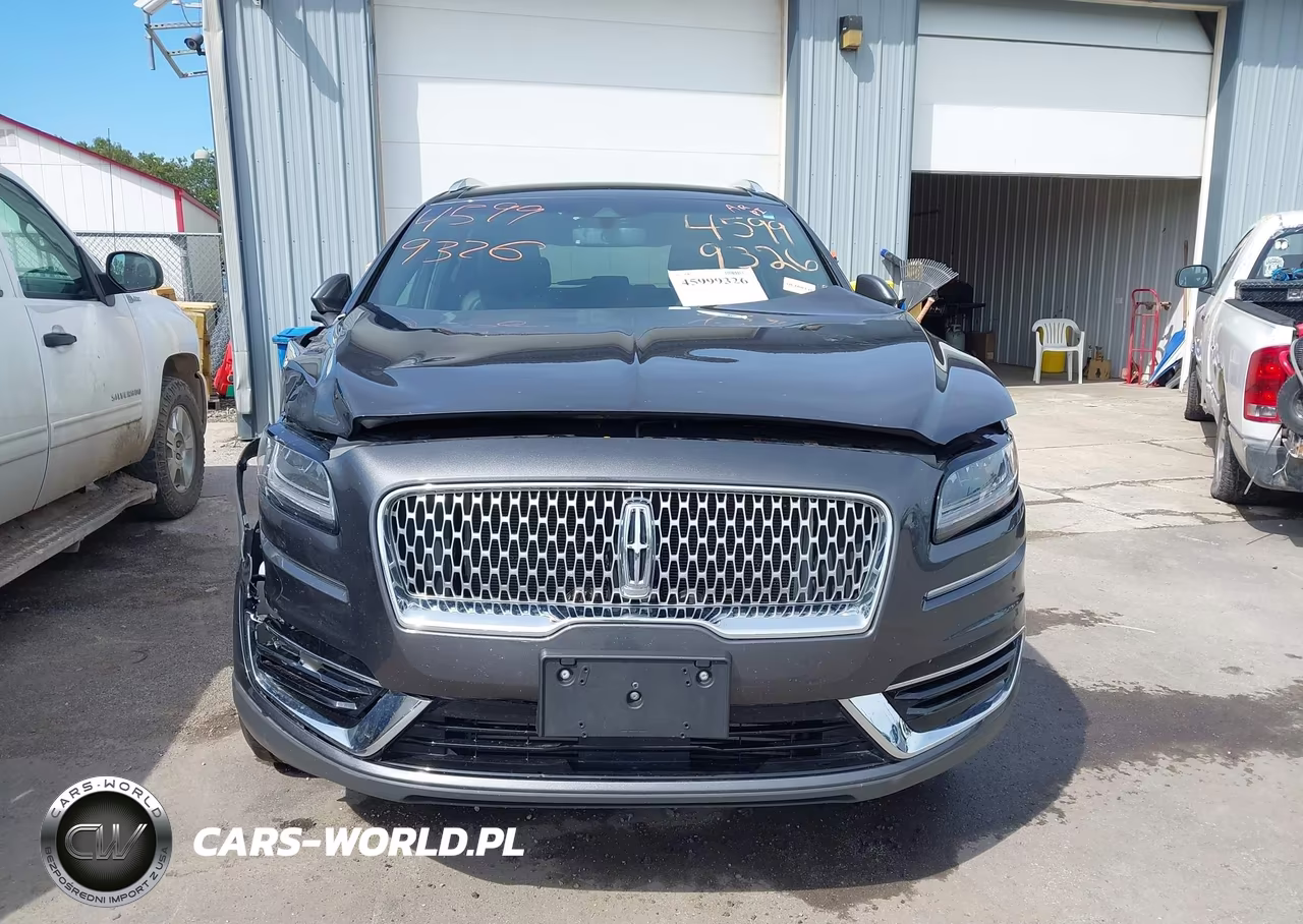 2020 Lincoln Nautilus Standard VIN:2LMPJ8J90LBL08943 - 12
