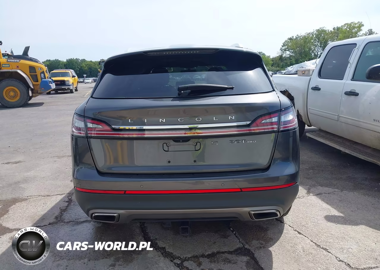 2020 Lincoln Nautilus Standard VIN:2LMPJ8J90LBL08943 - 16