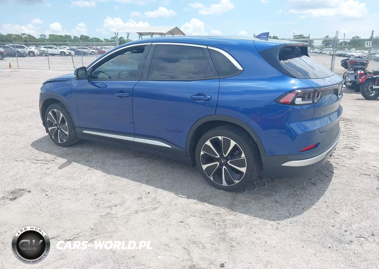2024 Vinfast Vf 8 Plus VIN:RLLV1AFA5RH004512 - 3
