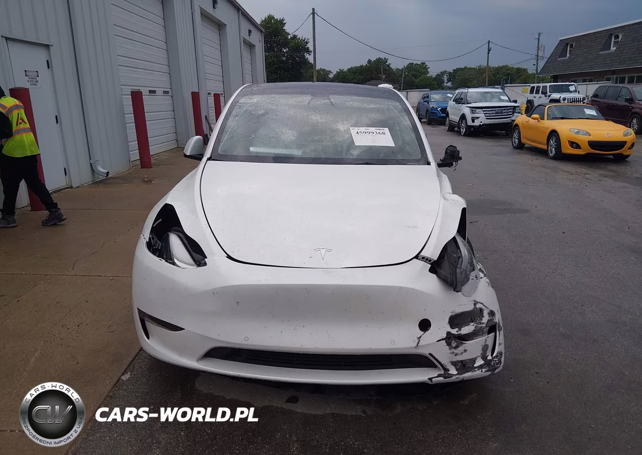 2022 Tesla Model Y Long Range Dual Motor All-Wheel Drive VIN:7SAYGDEE5NF336426 - 11
